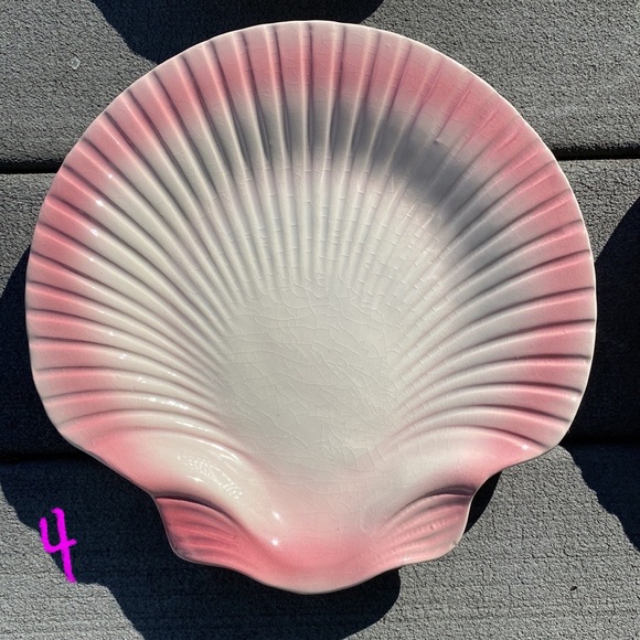 Vintage Seashell Plates Set of 4 - Picture 5 of 11